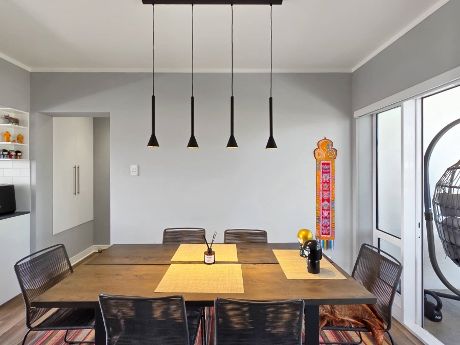 2 Bedroom Property for Sale in Sea Point Western Cape